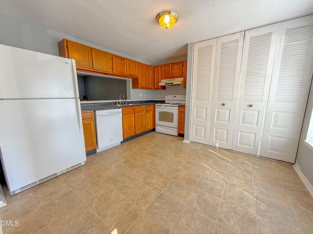 7718 Kelley Court - Photo 3