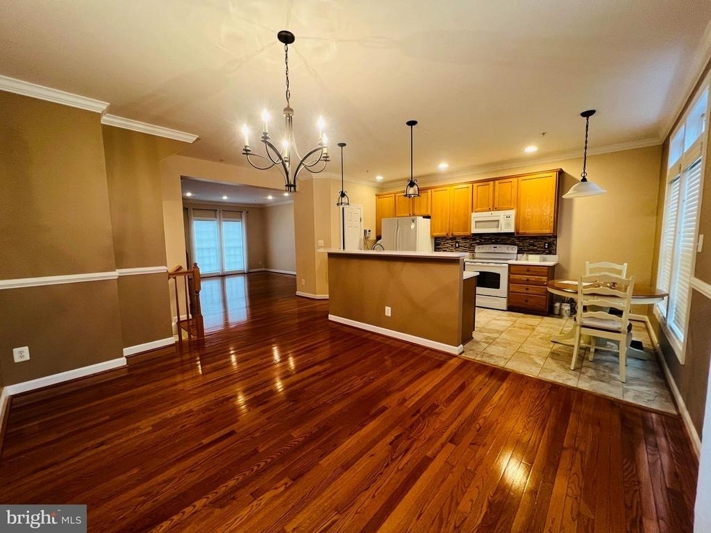 10631 Sandown Way - Photo 6