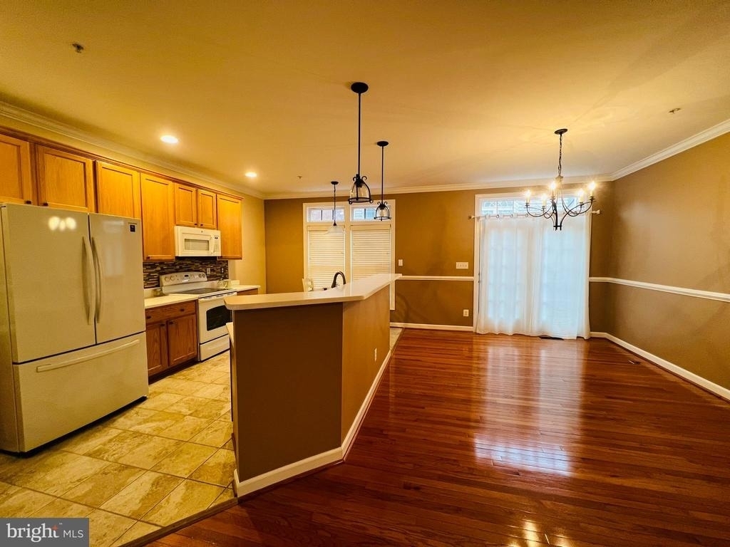 10631 Sandown Way - Photo 3