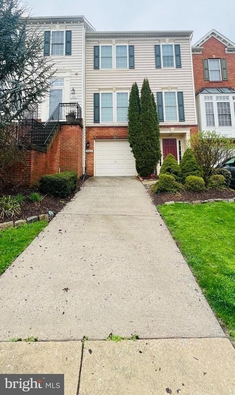 10631 Sandown Way - Photo 0