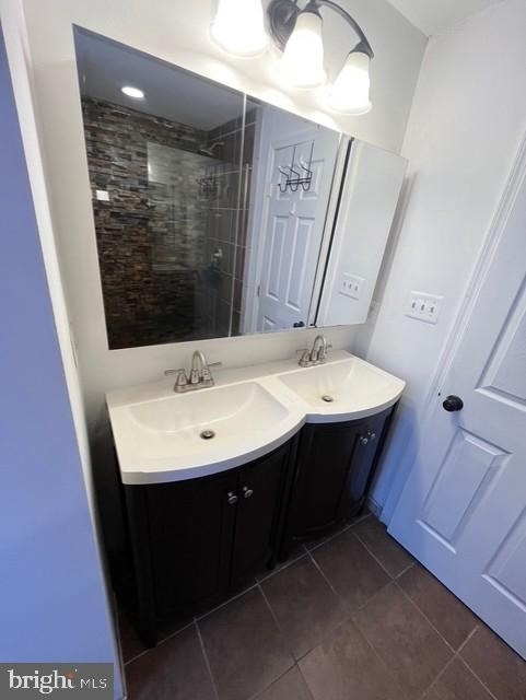 250 E 7th Street - Photo 17