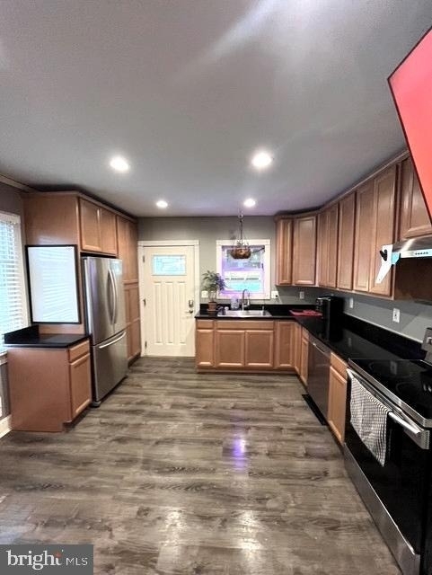 250 E 7th Street - Photo 0