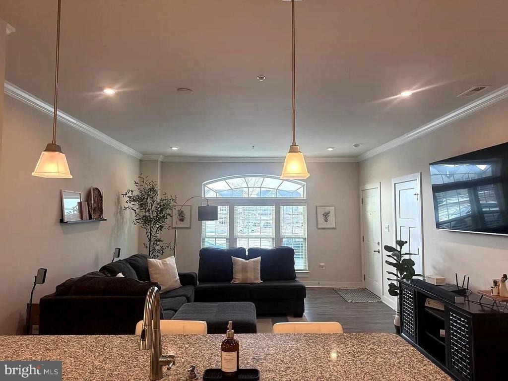10129 Fosset Street - Photo 6
