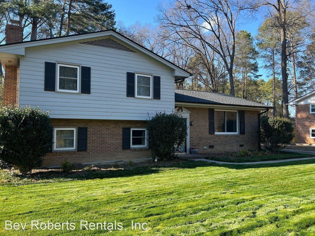 708 Austin Avenue - Photo 0