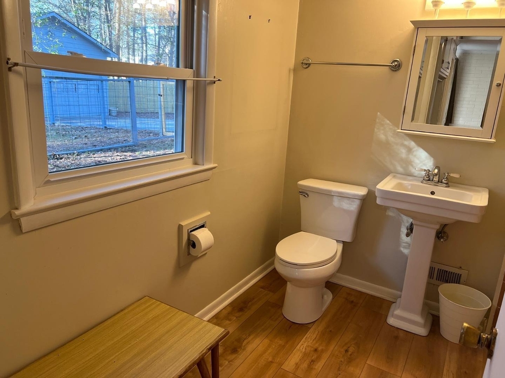 708 Austin Avenue - Photo 8