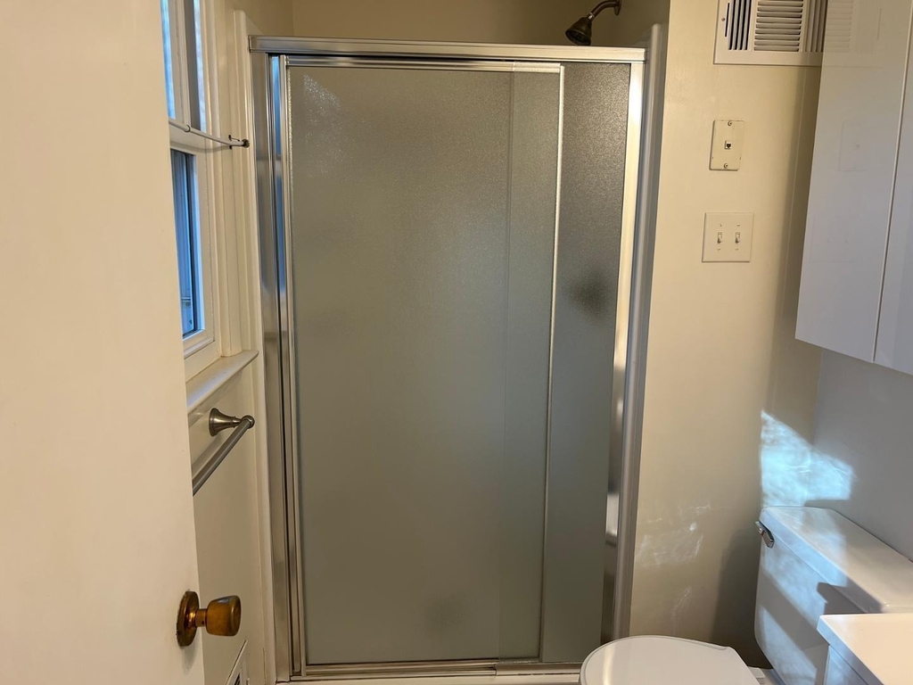 708 Austin Avenue - Photo 1
