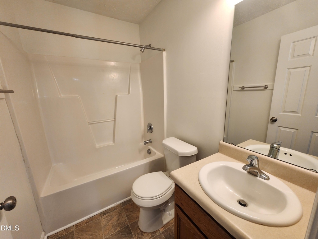 2010 Grassy Banks Drive - Photo 6