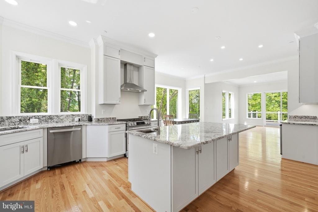 5116 Shore Drive - Photo 43