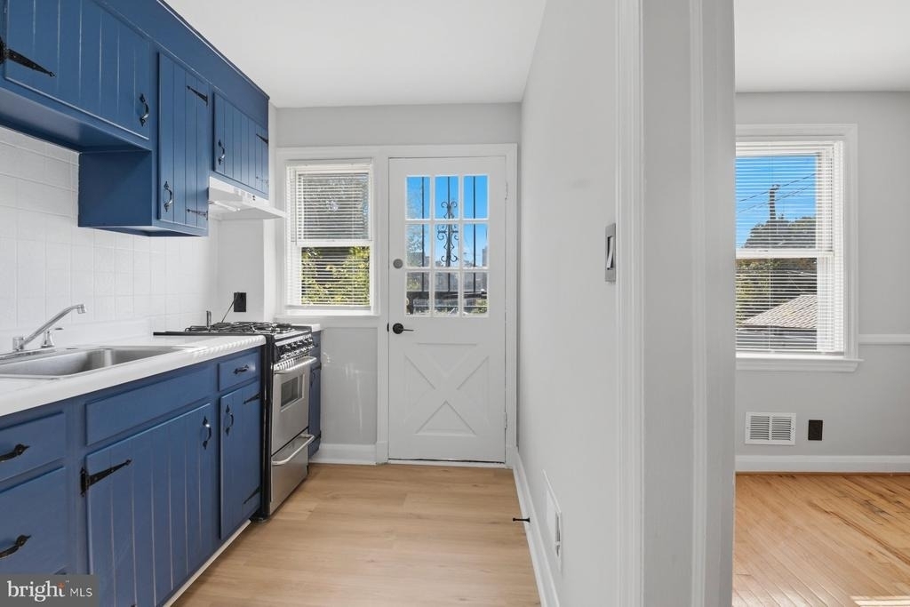 3525 Kentucky Avenue - Photo 8