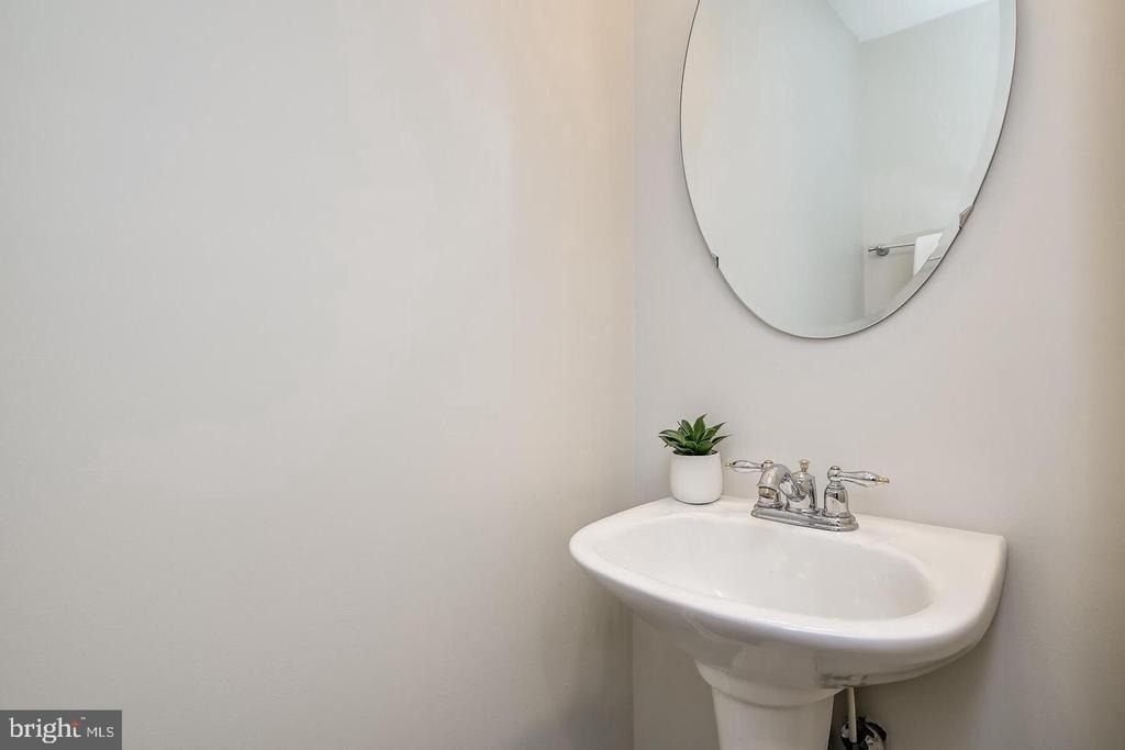 1432 Pangbourne Way - Photo 5