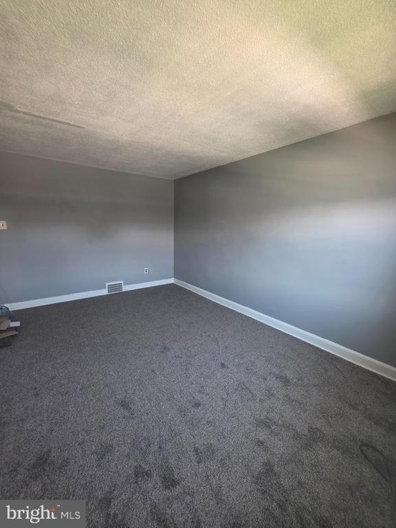 403 Greenhill Avenue - Photo 2