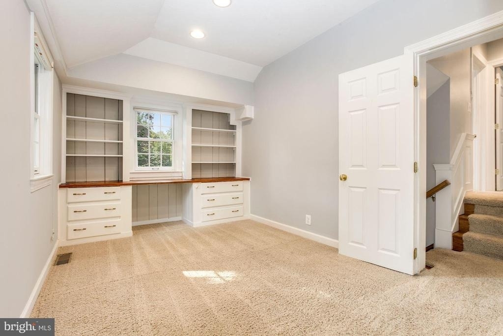 3233 Stephenson Place Nw - Photo 4
