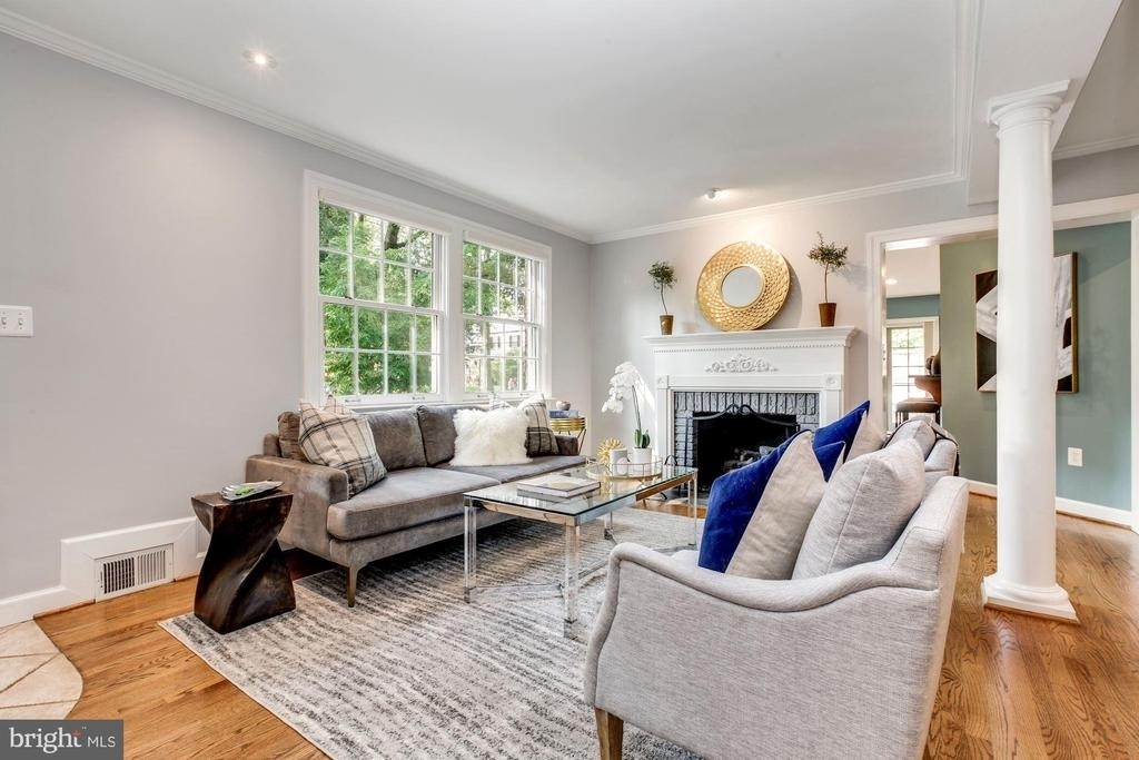 3233 Stephenson Place Nw - Photo 2