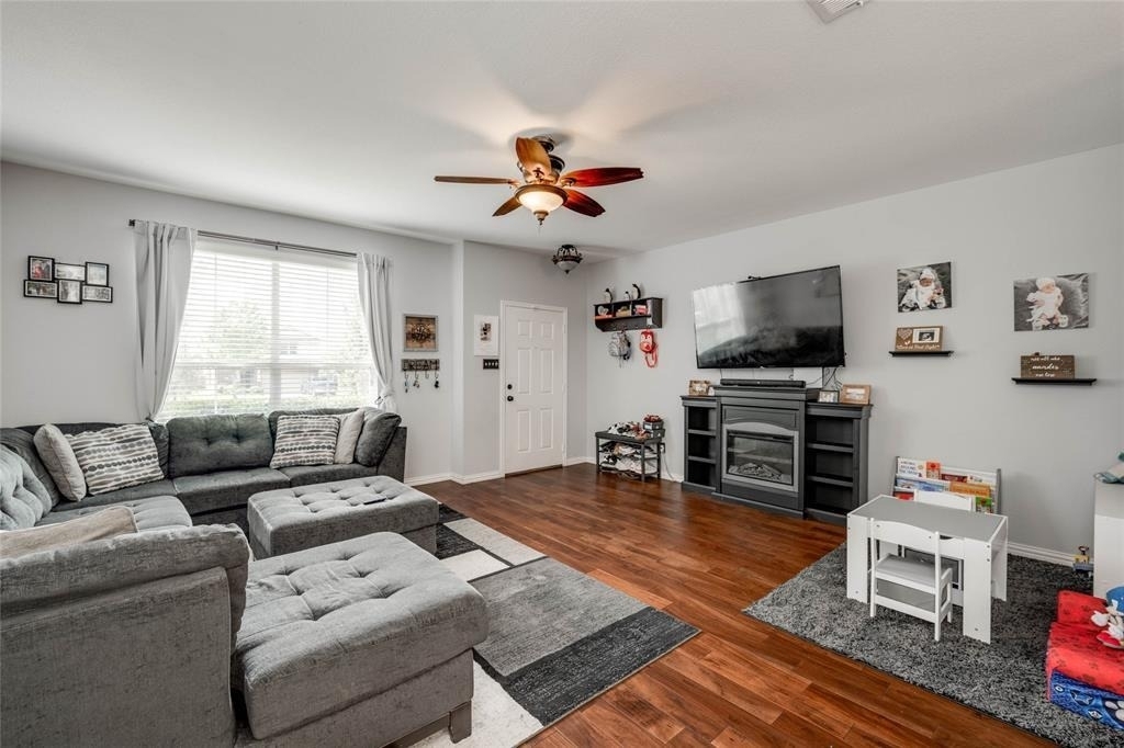 12221 Buzz Schneider Ln - Photo 4