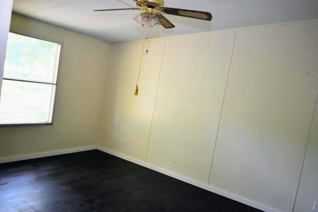 8607 Burleson Manor Rd - Photo 5