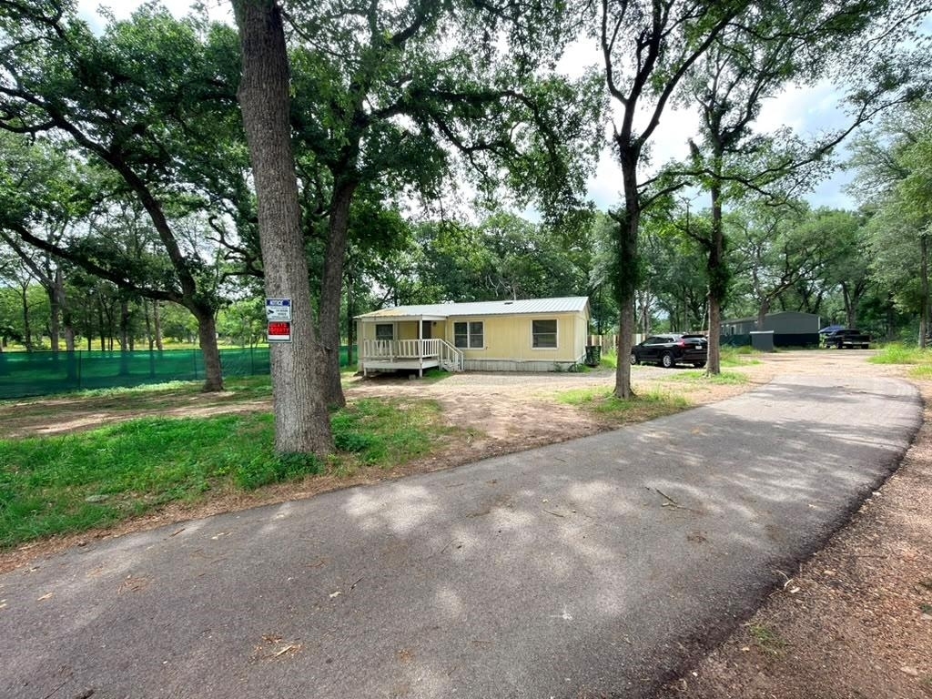 8607 Burleson Manor Rd - Photo 1
