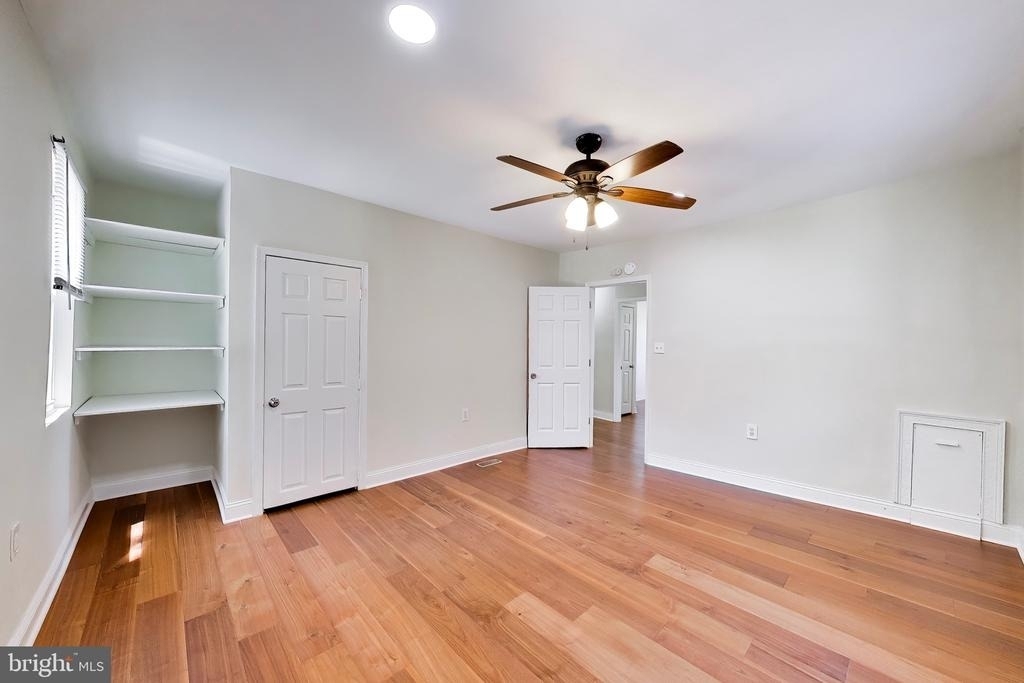 4230 Edson Place Ne - Photo 14