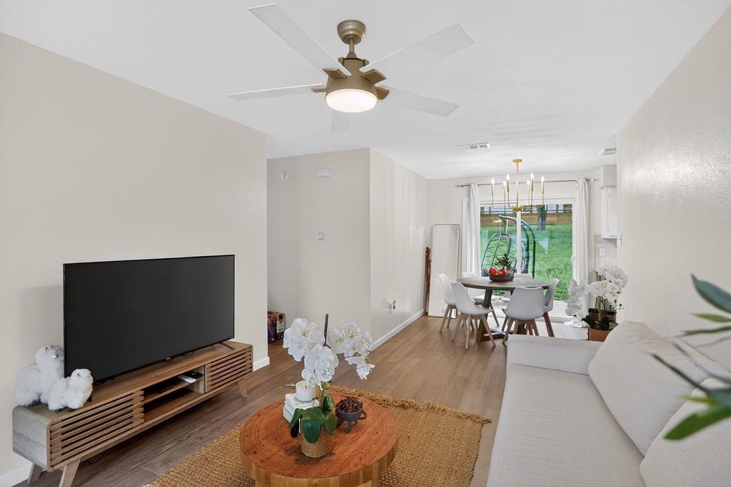 6908 Pondsdale Ln - Photo 1