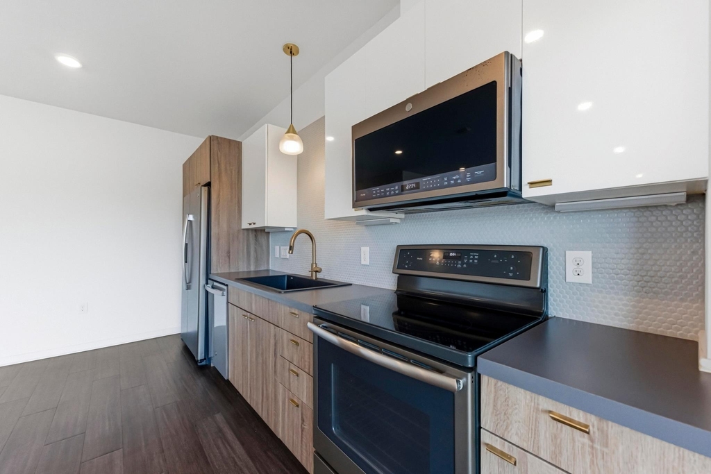 4361 S Congress Ave - Photo 12