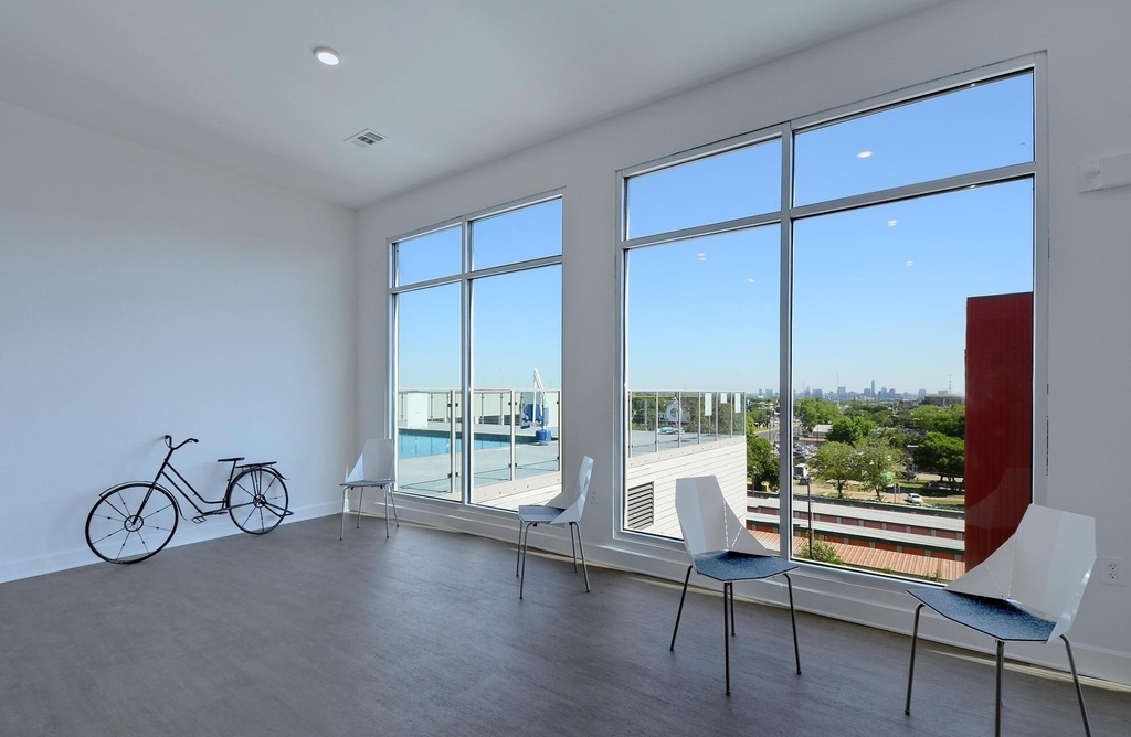 4361 S Congress Ave - Photo 30