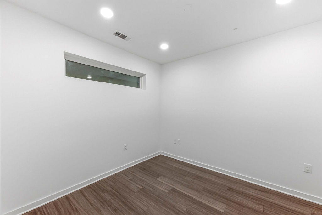 4361 S Congress Ave - Photo 14