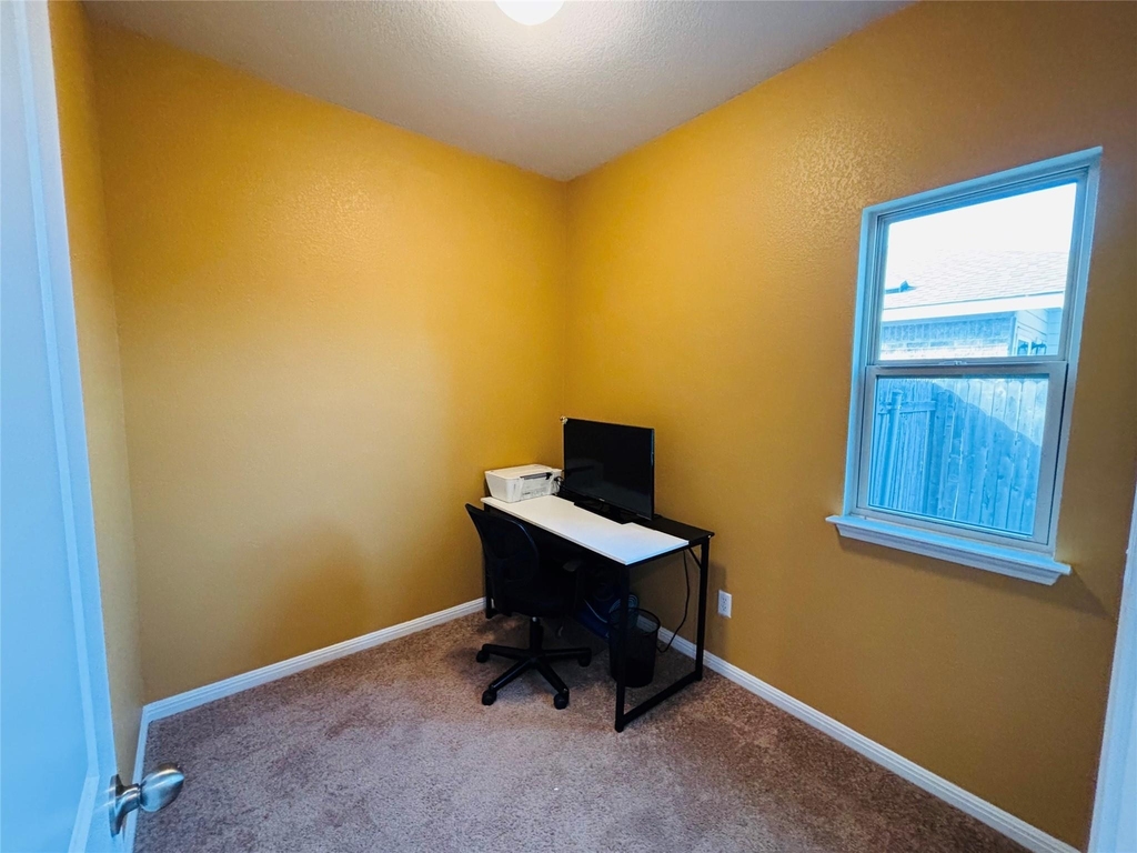 12605 Albatross Pass - Photo 9