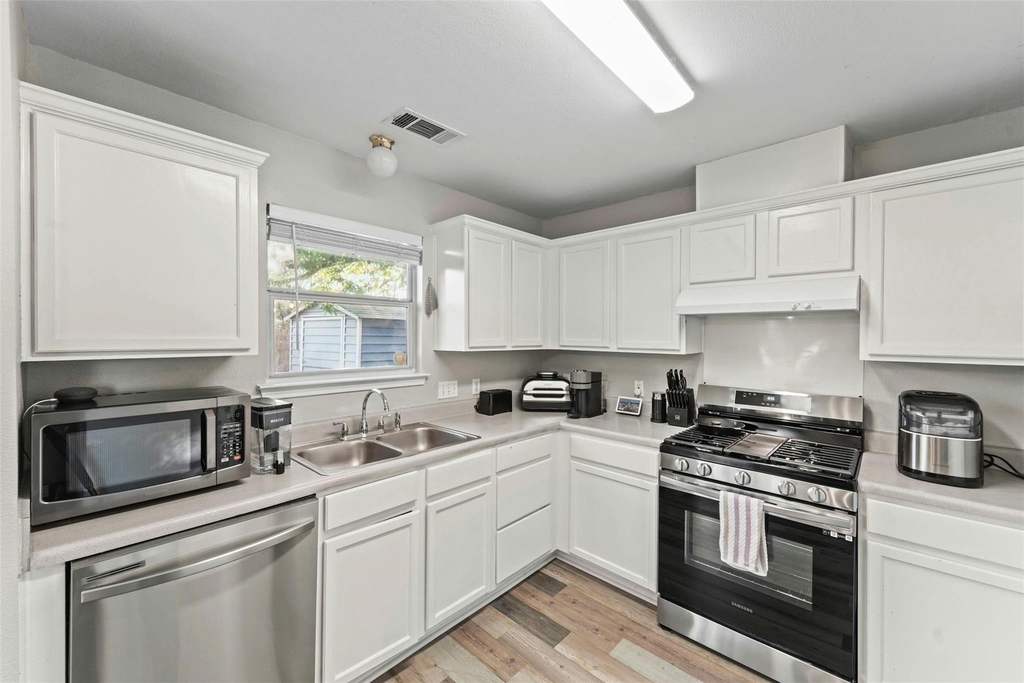 9000 Wellesley Dr - Photo 17