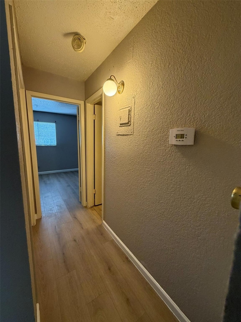 2600 Penny Ln - Photo 4