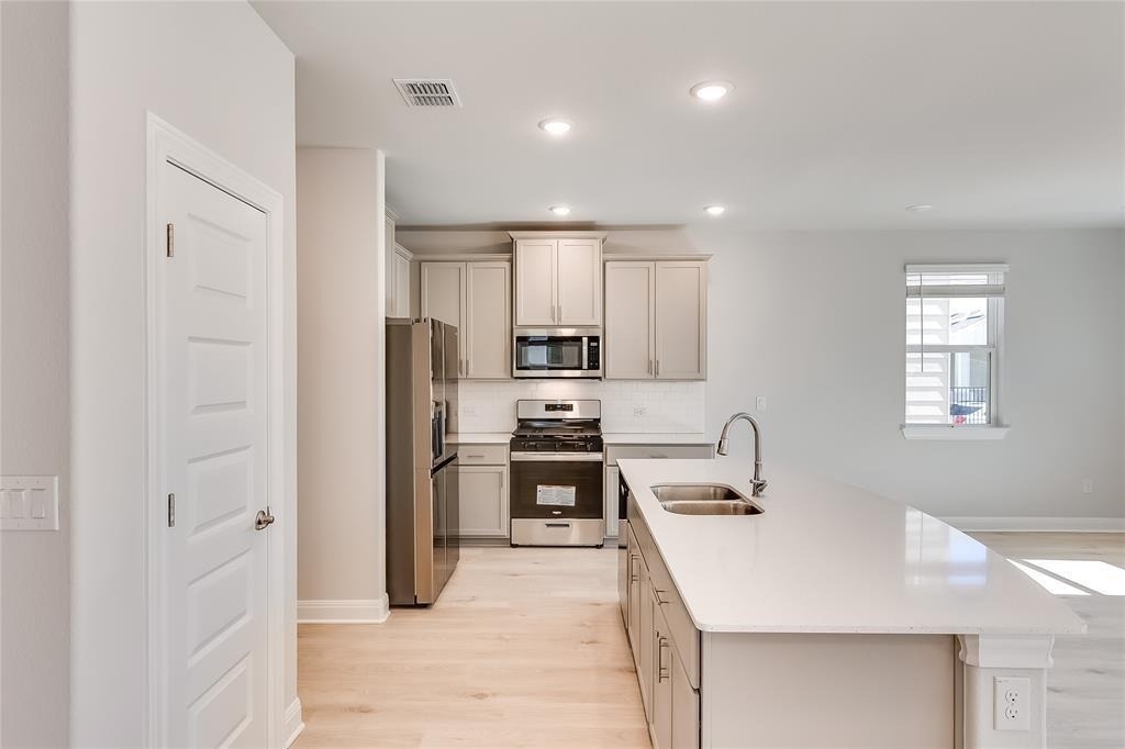 1005 Legend Milton Ln - Photo 11