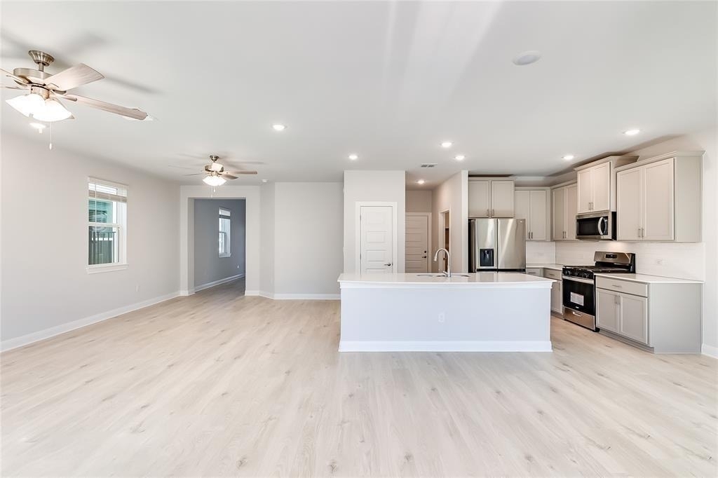 1005 Legend Milton Ln - Photo 8