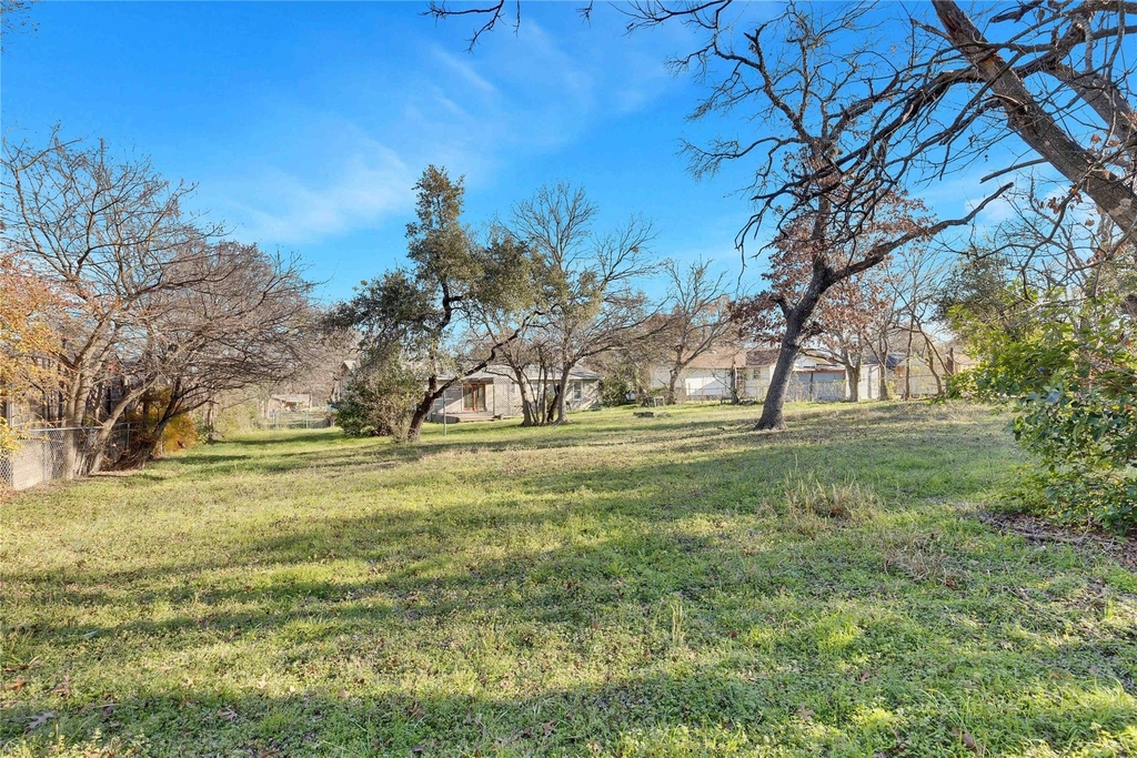 11606 Tedford St - Photo 2