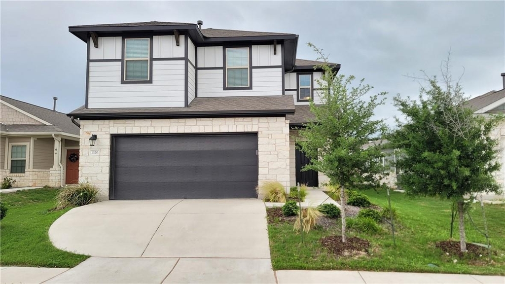 1320 Ambler Dr - Photo 0