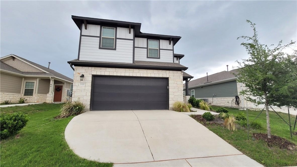 1320 Ambler Dr - Photo 1