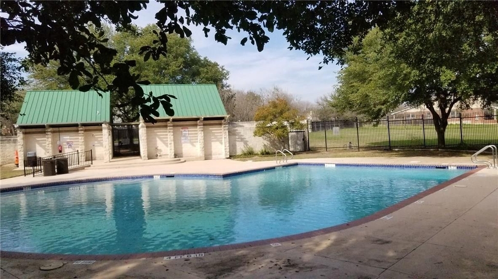 1320 Ambler Dr - Photo 24