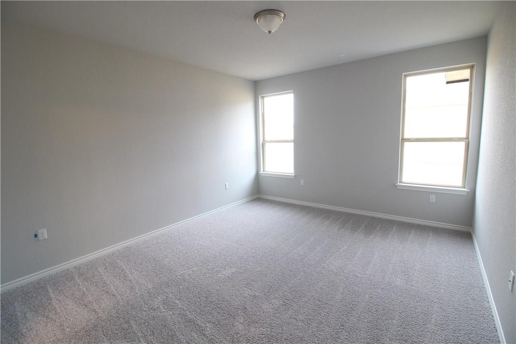 1320 Ambler Dr - Photo 11