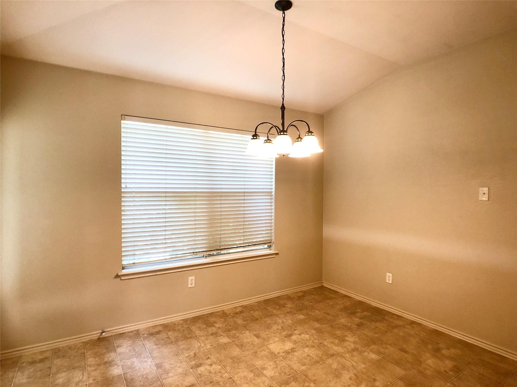 2141 Pearson Way - Photo 8
