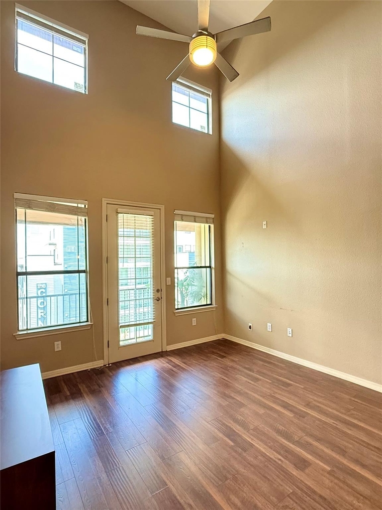 2505 San Gabriel St - Photo 20