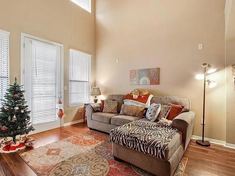 2505 San Gabriel St - Photo 10