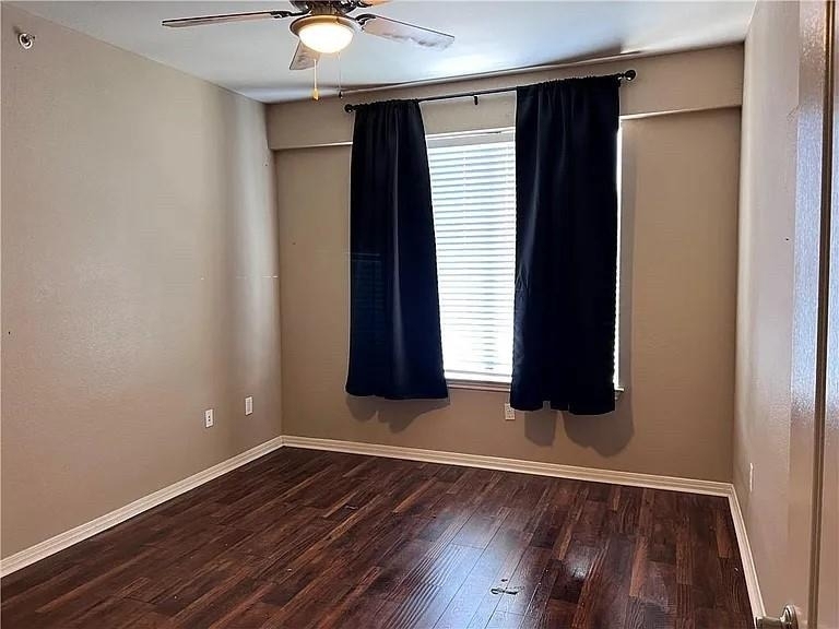 2505 San Gabriel St - Photo 10