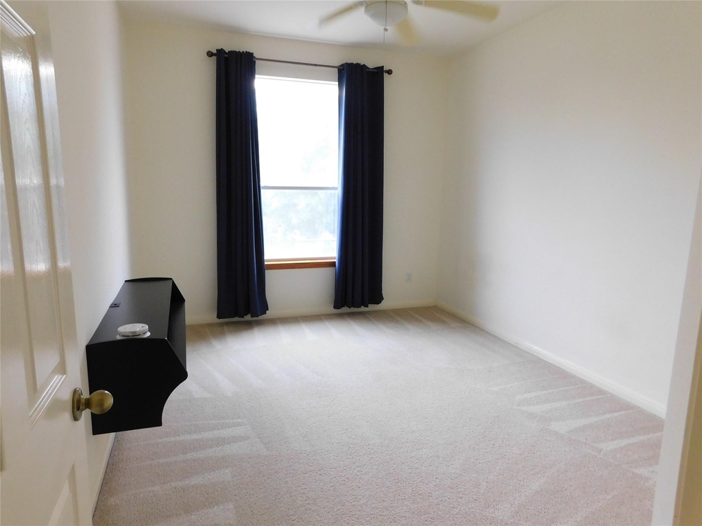 1511 Homewood Cir - Photo 14