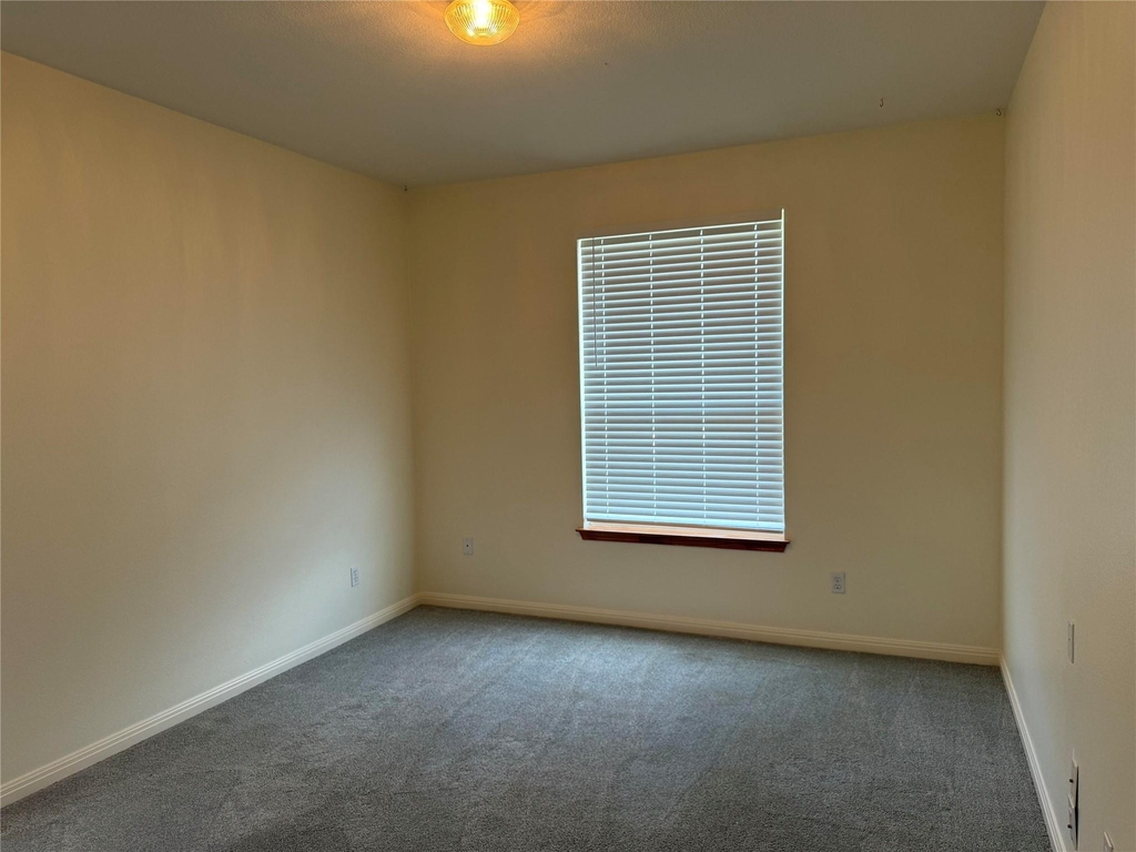 1511 Homewood Cir - Photo 16