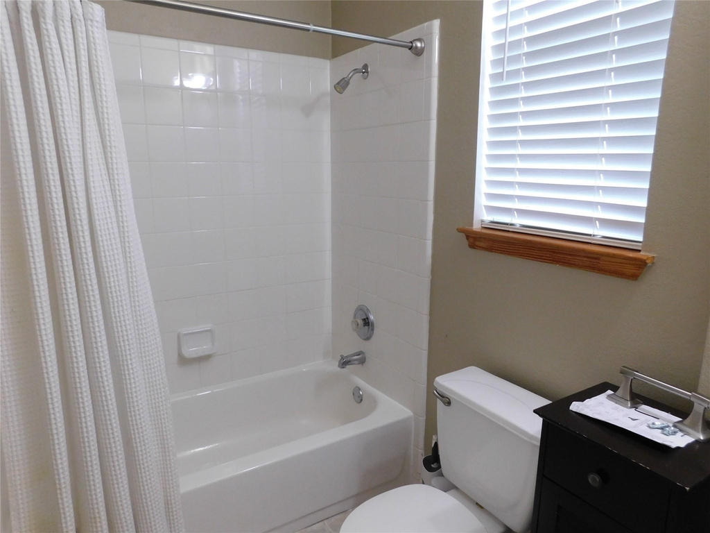 1511 Homewood Cir - Photo 6