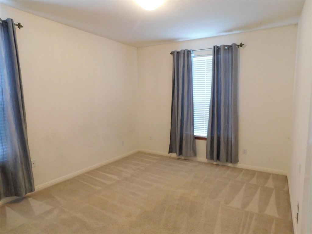 1511 Homewood Cir - Photo 15