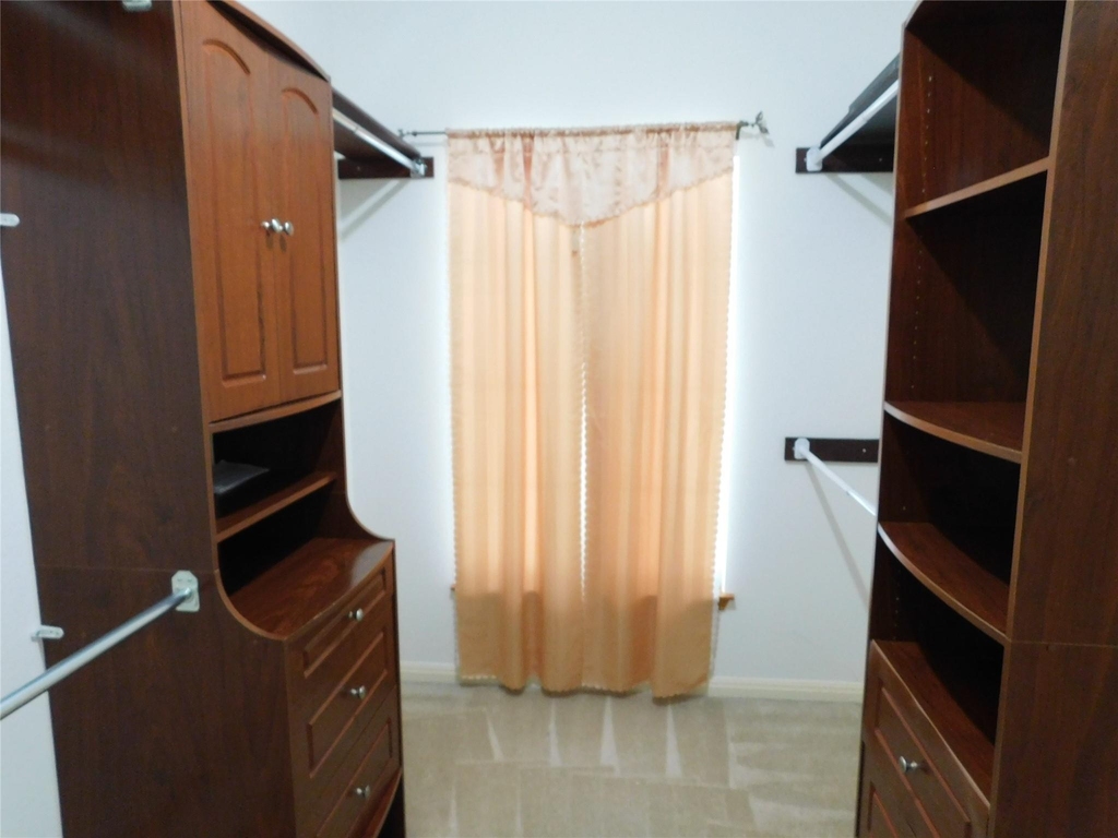 1511 Homewood Cir - Photo 9