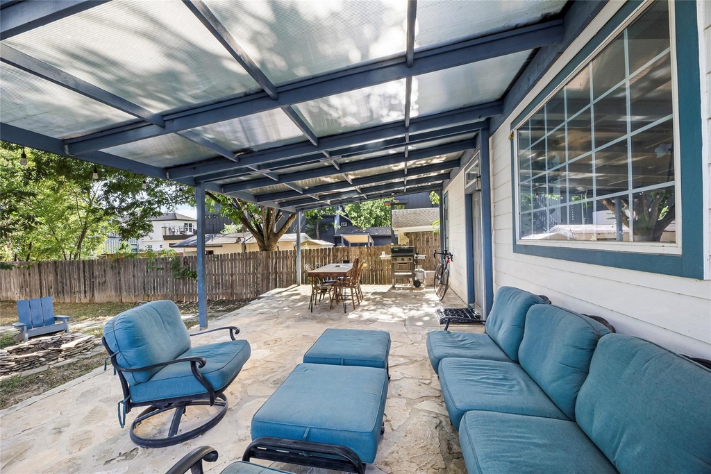 2921 E 14th St - Photo 14