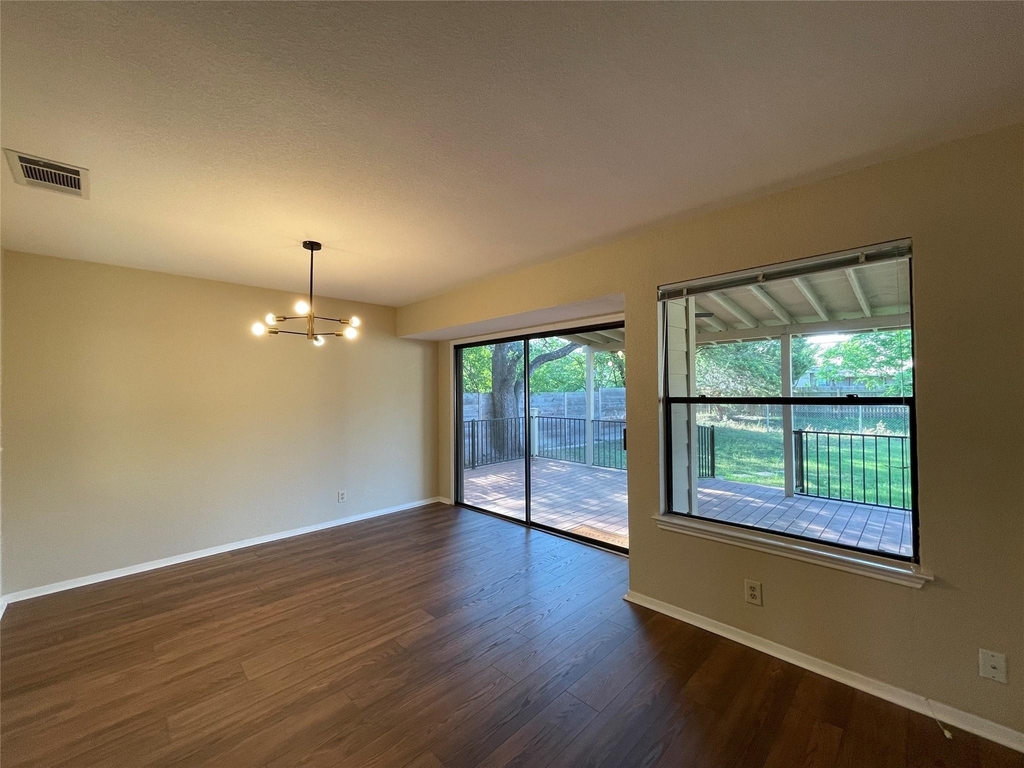 8905 Bridgewood Trl - Photo 5