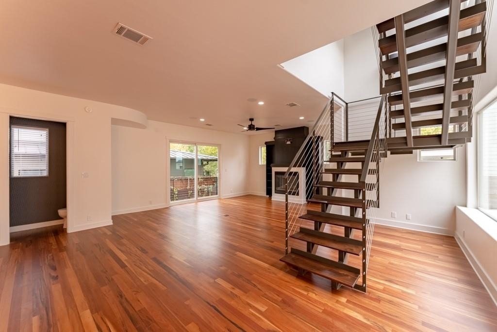 716 Post Oak St - Photo 3