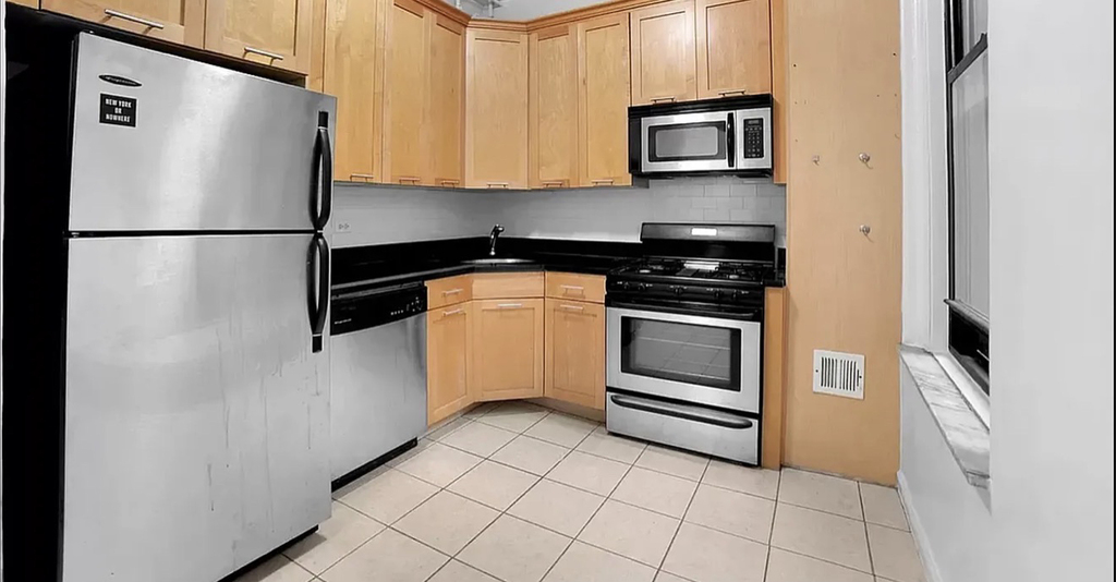 206 West 104th Street - Photo 2