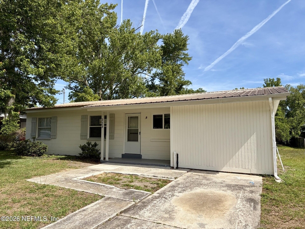 223 N Collen Road - Photo 1