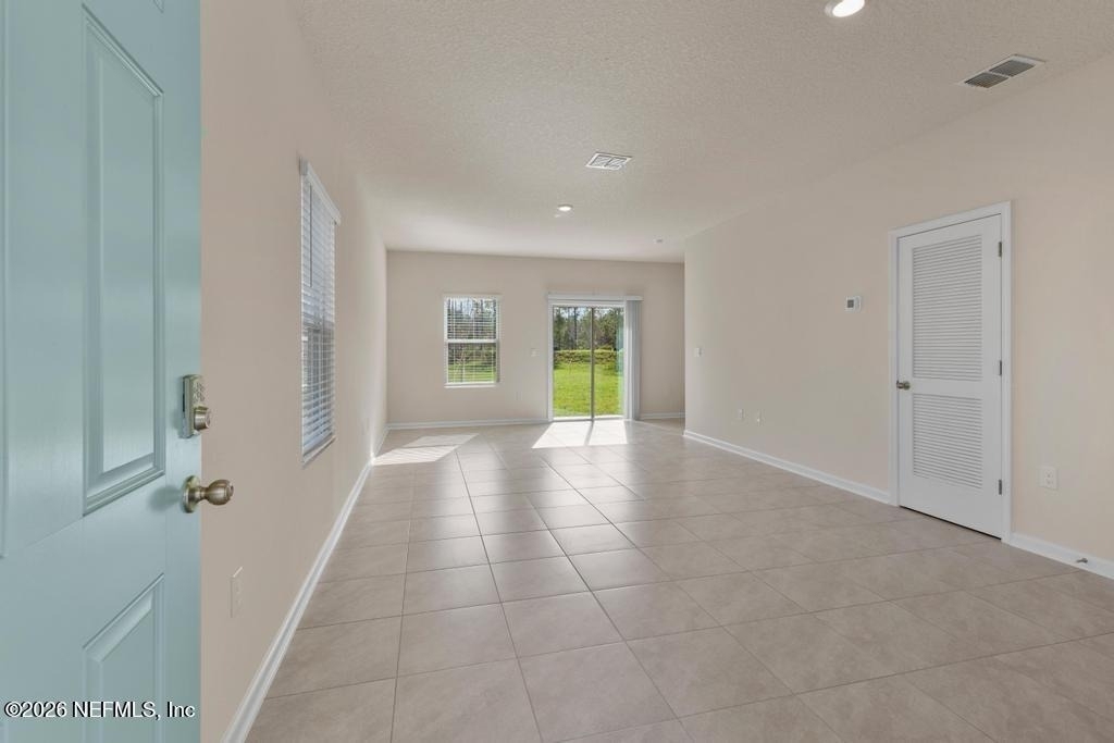 21 Temple Drive - Photo 3